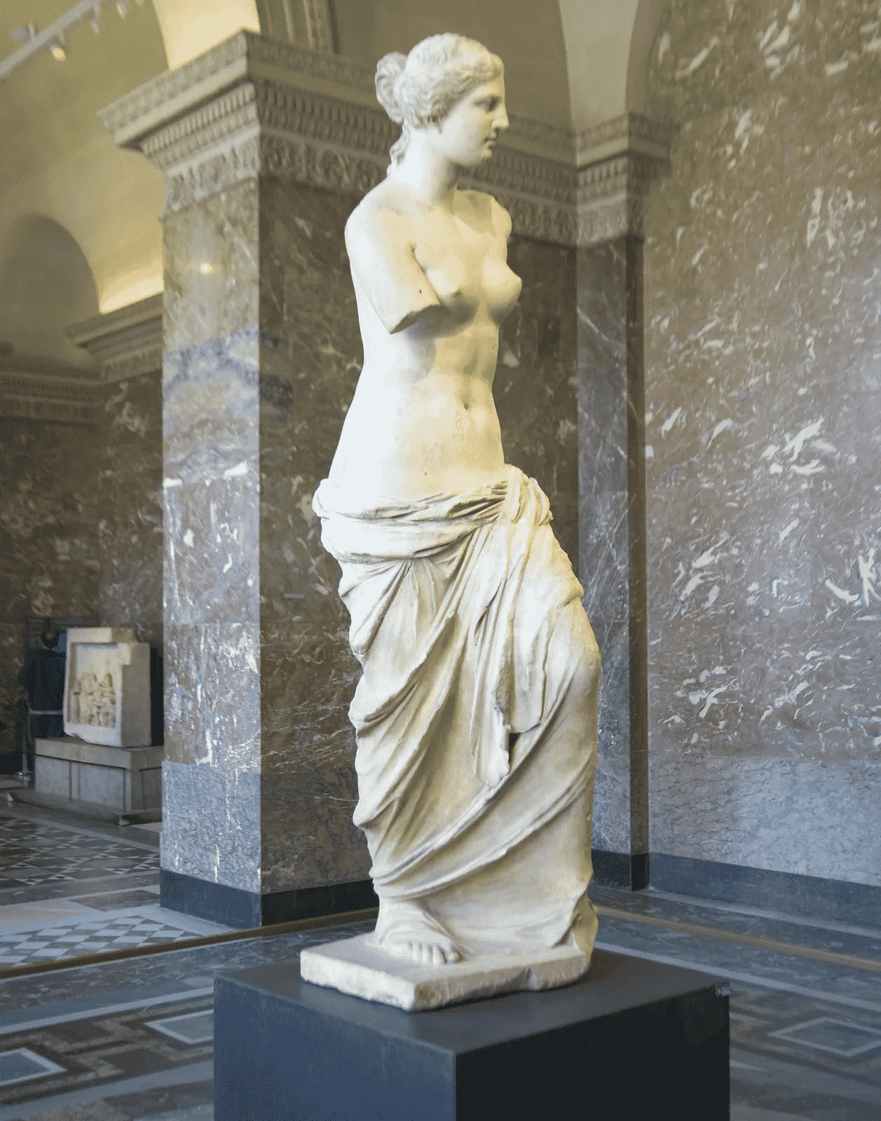 Venus de milo Greek marble statue